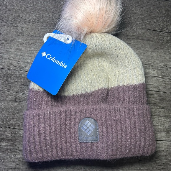Columbia Mauve and Cream Beanie with Pom-Pom - Picture 1 of 3